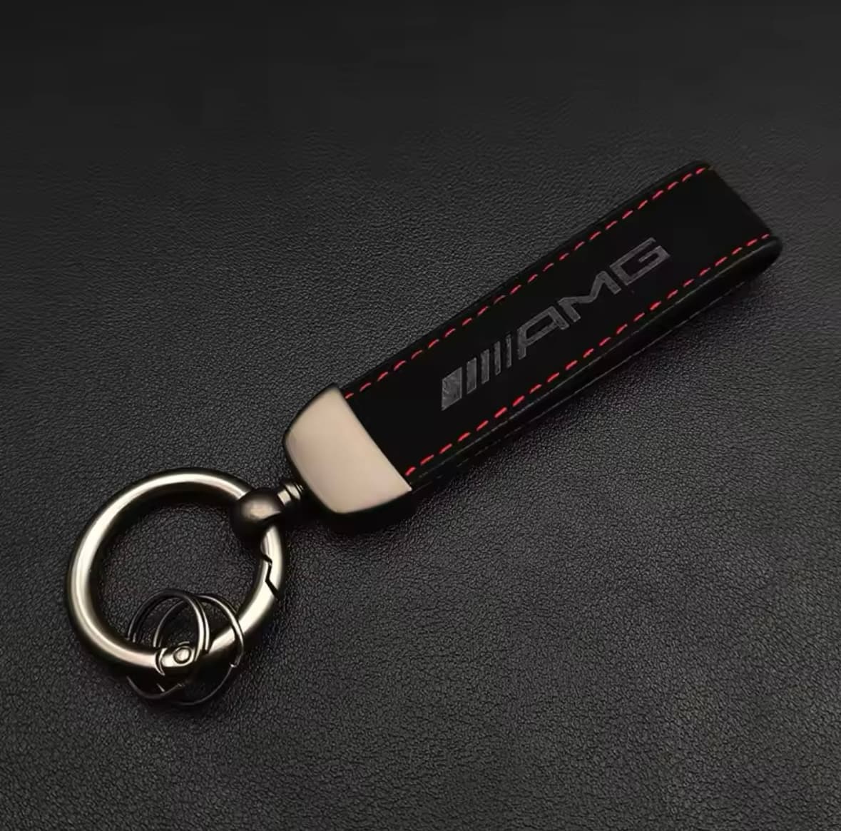 Велурен Ключодържател AMG